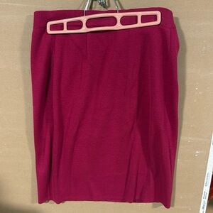 Size medium 
Pink
Elastic waist